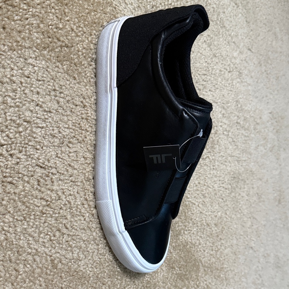 London Fog Black Slip-On Loafers
